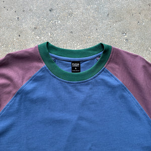 filthy® raglan tee (navy/burgundy)